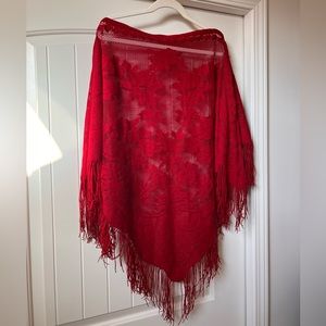 OS NBC Red Floral Lace Poncho